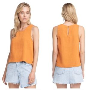 NWT ASTR Berlin Too Apricot Orange Sleeveless Tank Blouse Keyhole Back Sz XS